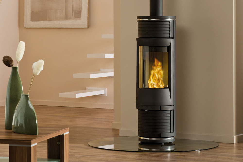 poele-bois-UNICA-noir-sit