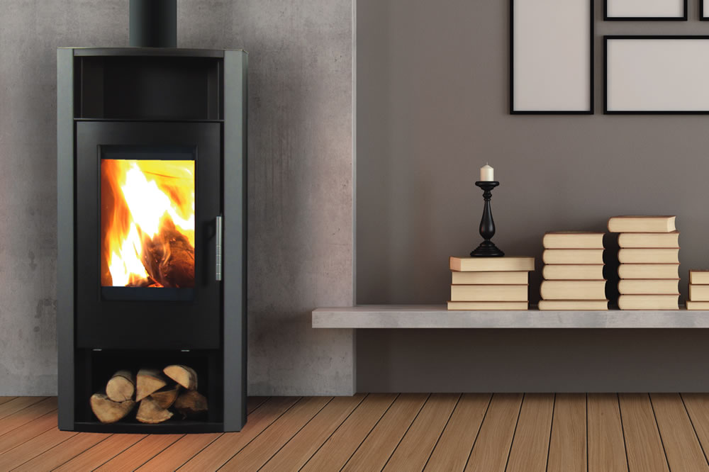 poele-bois-first-noir-cote-acier-gris